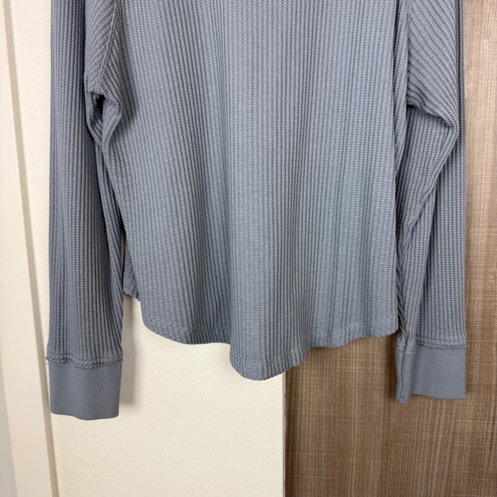 Faherty Legend Waffle Knit Crew in Tradewinds Blue Long Sleeve Top Size XL - Picture 9 of 12